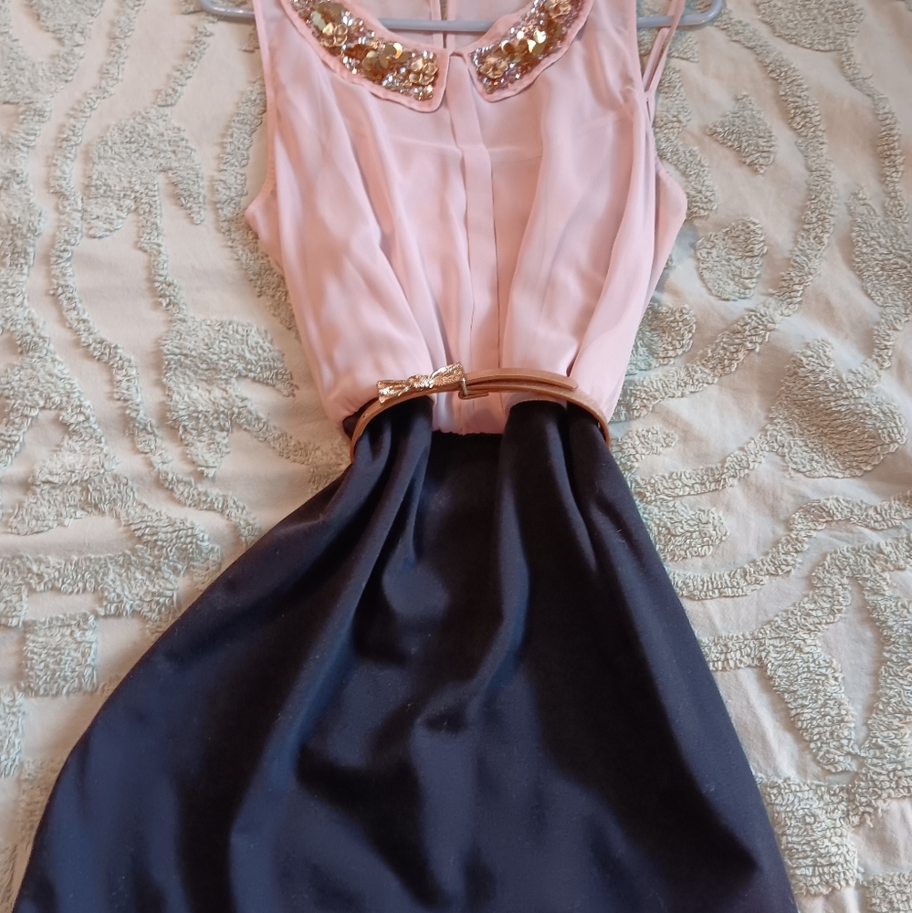 Candies size XL black and nude sequin collar